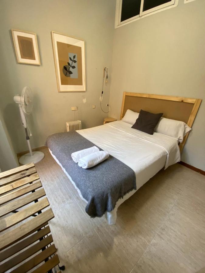Center Homestay *